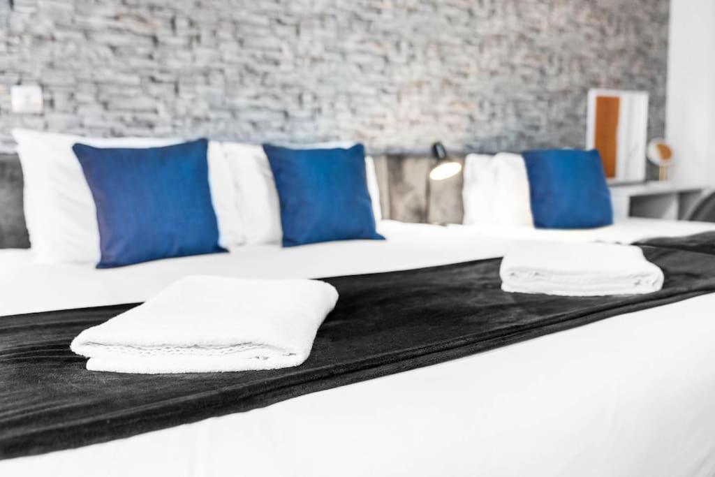 Funky Arcadian Centre Apartment By Azura Nights Birmingham Dış mekan fotoğraf
